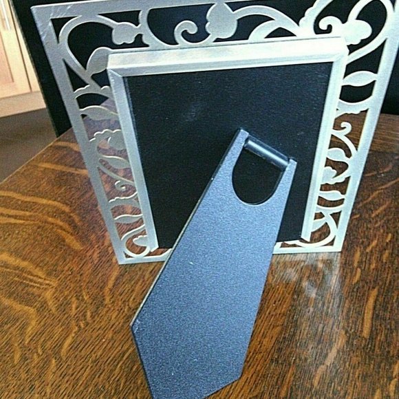 New Picture Frame Photo Gold Metal Floral Freestanding Size 3.1/2'' x 5" Home - Picture 11 of 16